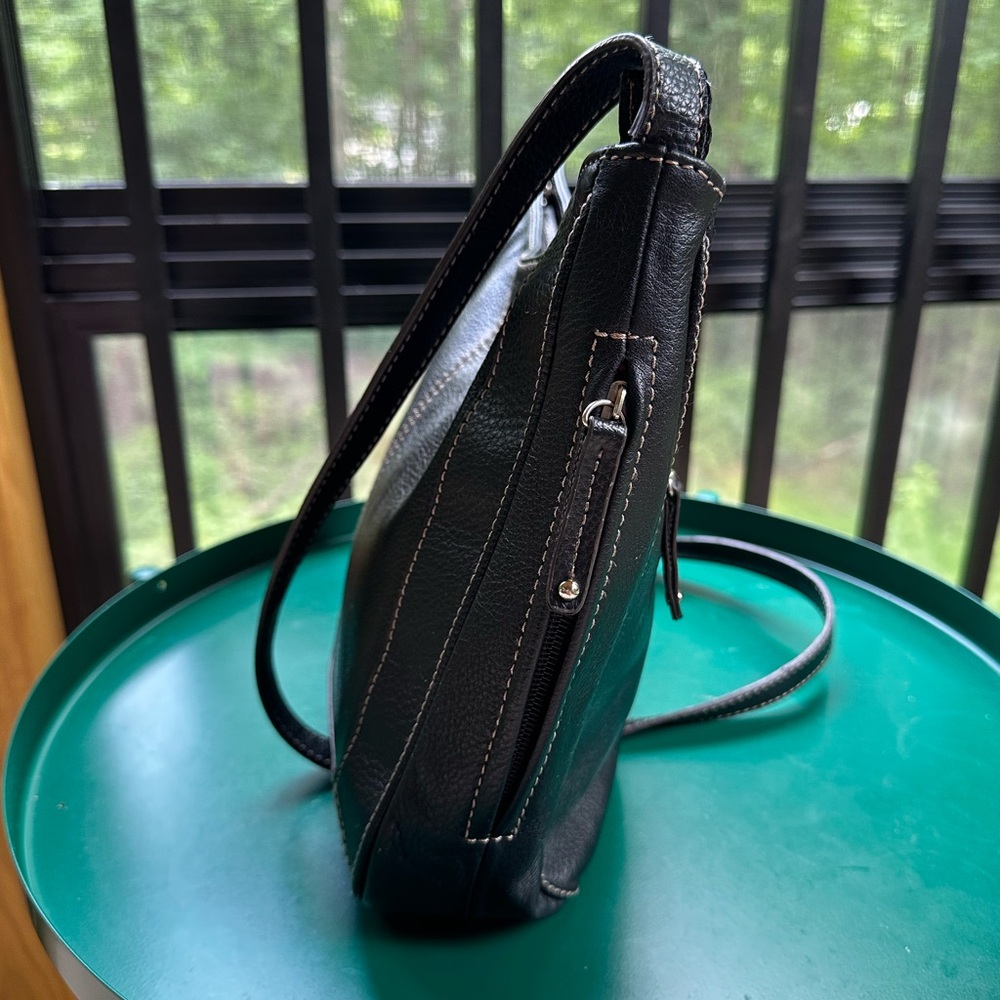 Boho Black Leather Tignanello Hobo Slouched Bag - Lots of Pockets! Fits iPad - Picture 12 of 16